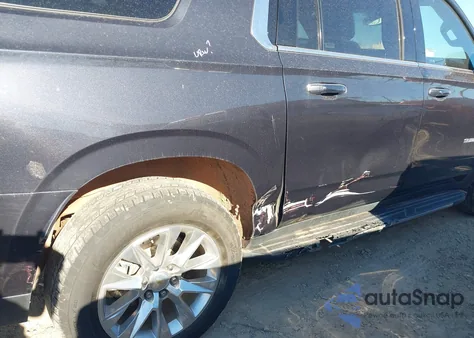 2023 Chevrolet Suburban 4Wd Premier z USA, uszkodzony, nr VIN 1GNSKFKD3PR550117